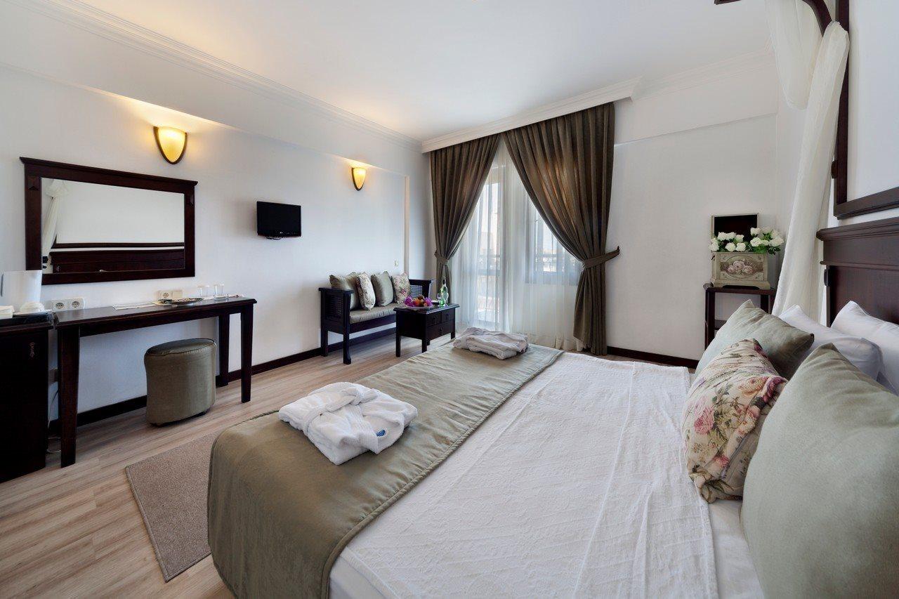 Golden Age Crystal Bodrum Exterior photo